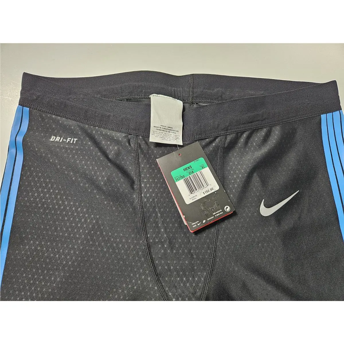Nike clothing - 717750-018 - 717750-018 - Black (UPC: 666032225660) 1