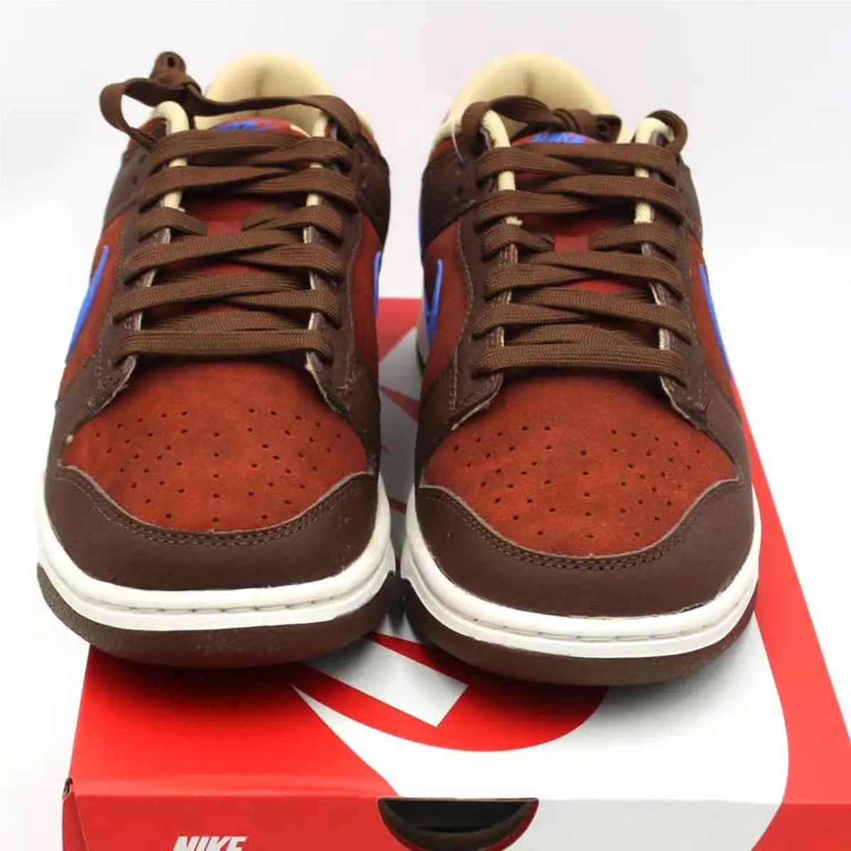 Nike shoes - Brown (UPC: 196152253873) 4