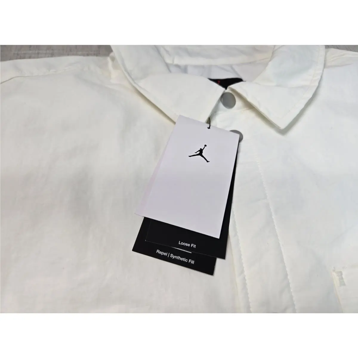 Nike clothing - Nike Air Jordan Button Down Jacket - FV7432-133 - White 5