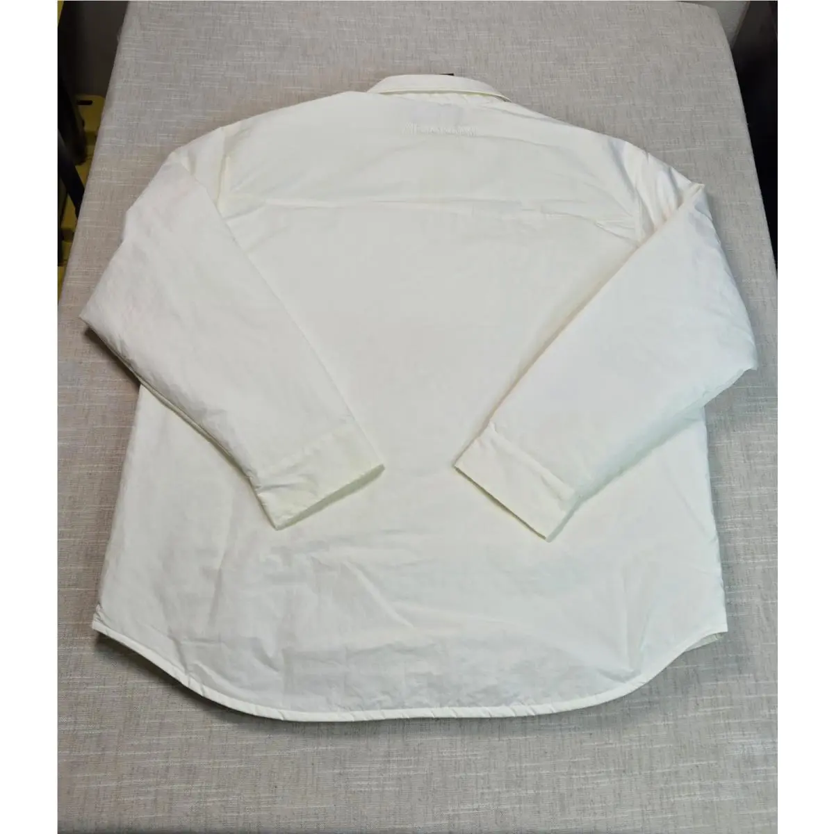 Nike clothing - Nike Air Jordan Button Down Jacket - FV7432-133 - White 0