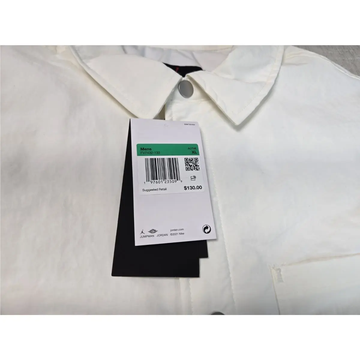 Nike clothing - Nike Air Jordan Button Down Jacket - FV7432-133 - White 6