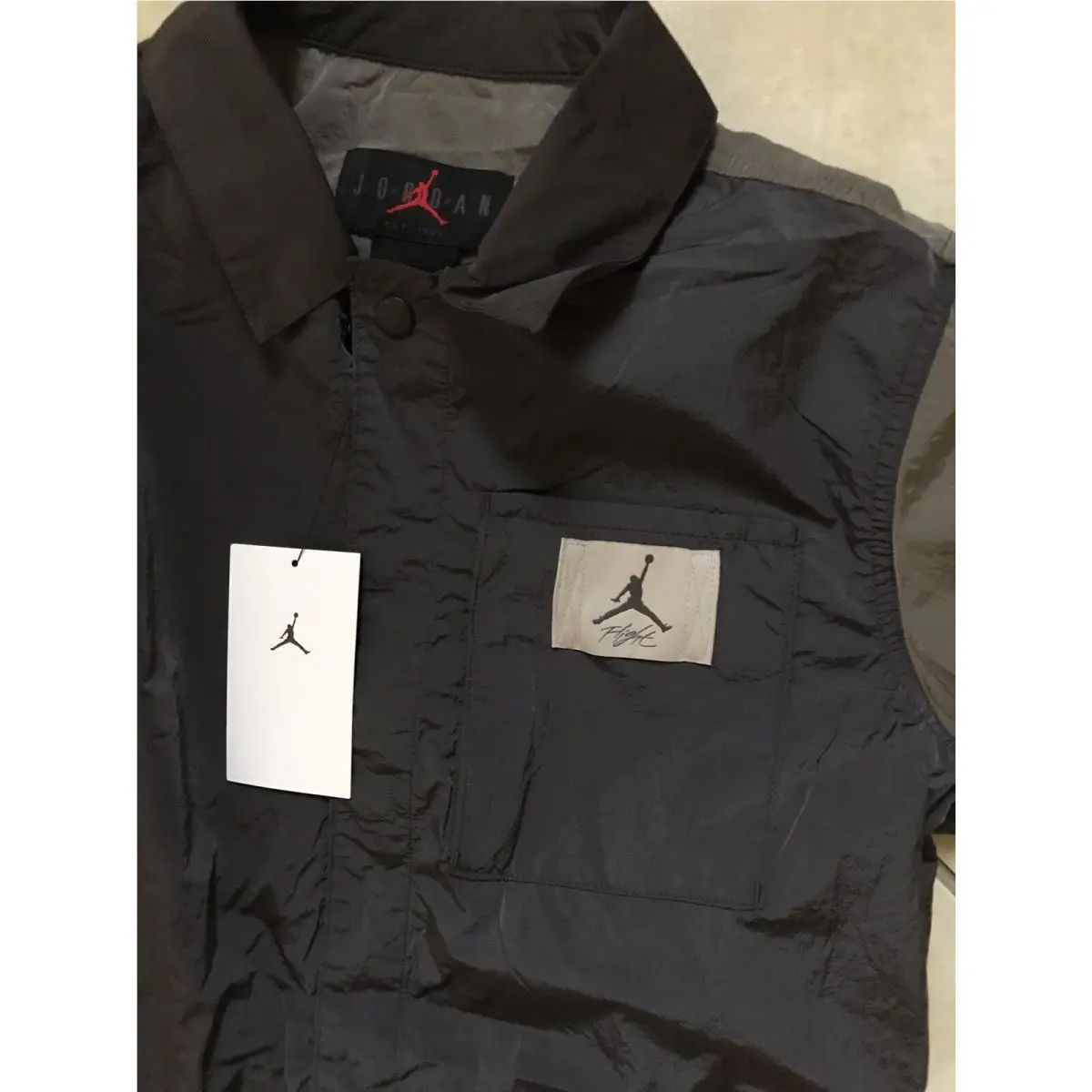 Nike clothing - Gray (UPC: 0195239804878) 6