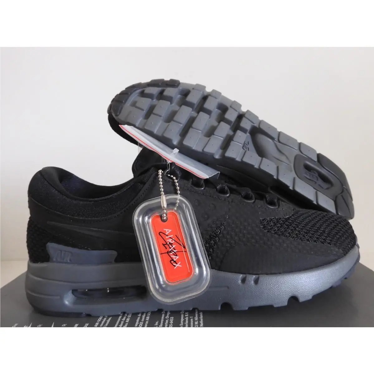 Nike shoes - Nike Air Max Zero - Air Max Zero - 789695-001 - Black (UPC: 886915691300) 0