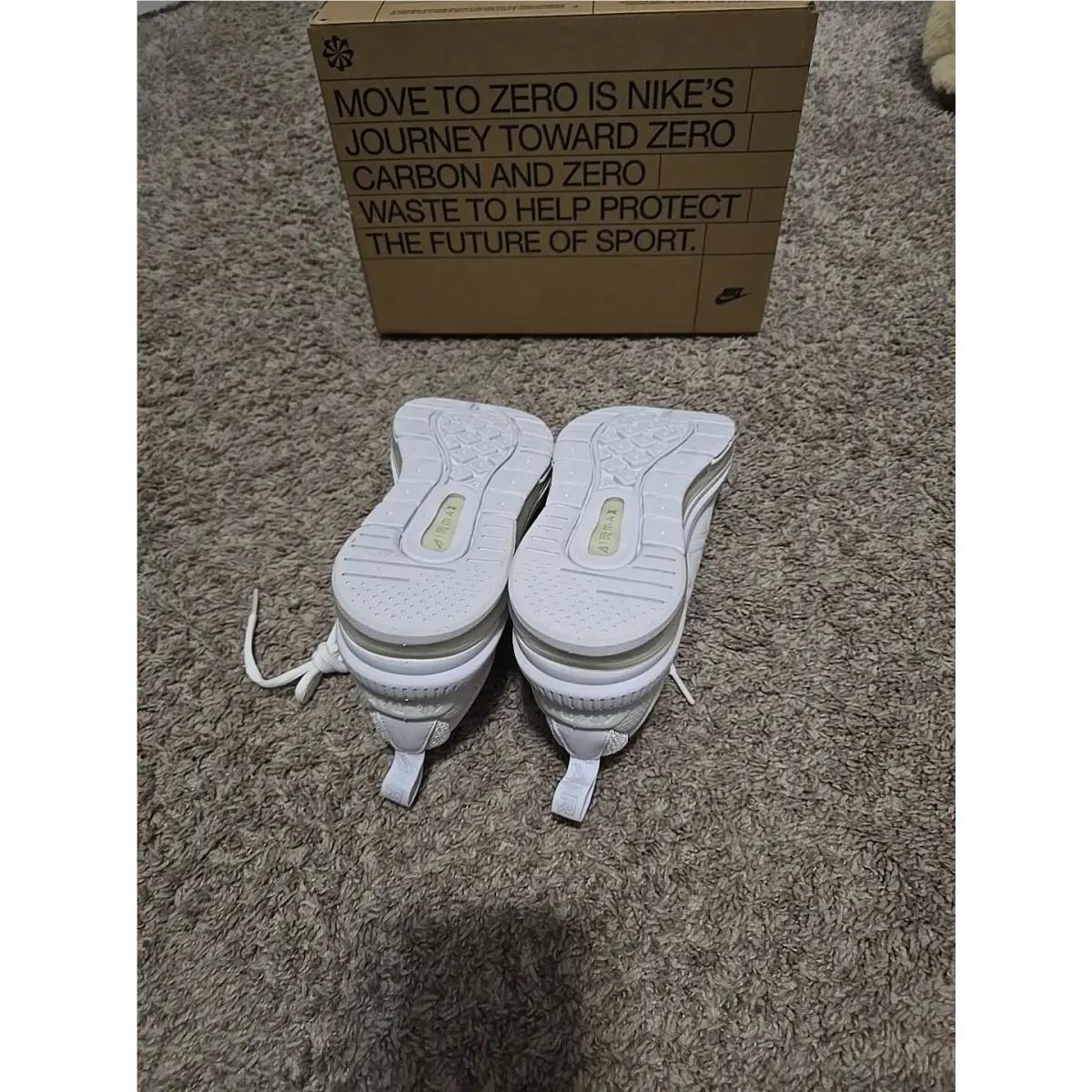 Nike shoes - Nike Air Max Genome - Air Max Genome - White (UPC: 195239424878) 11