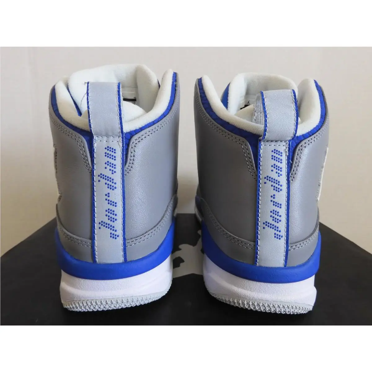 Nike shoes - Jordan SC-2 - Gray (UPC: 826215411611) 2