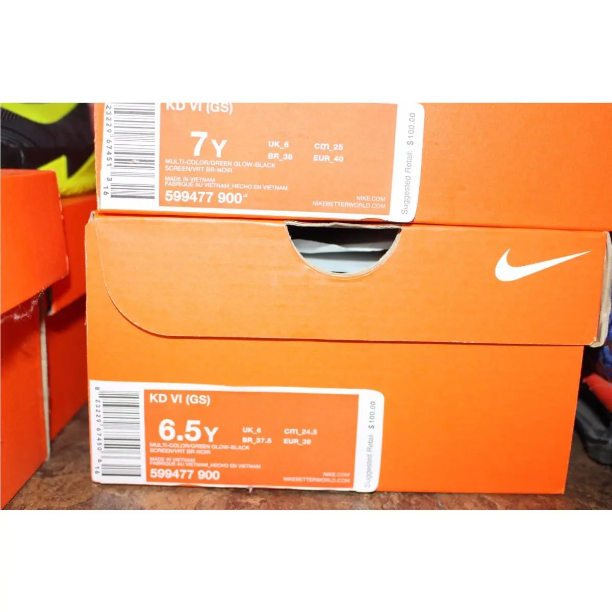 Nike shoes - Multi-color/Green Glow/Black 9