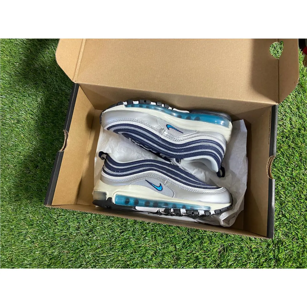 Nike shoes - Silver 0