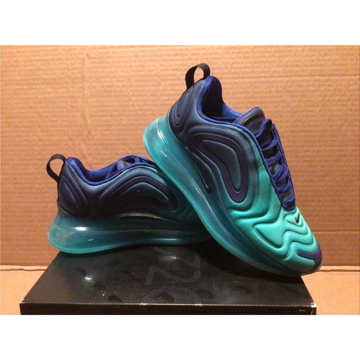 Nike shoes - Nike Air Max 720 - Air Max - Blue 1