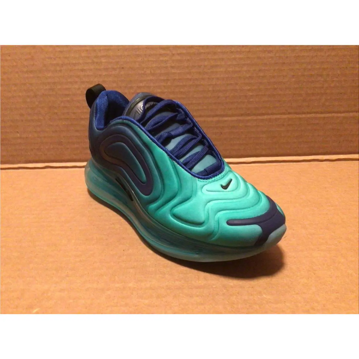 Nike shoes - Nike Air Max 720 - Air Max - Blue 3