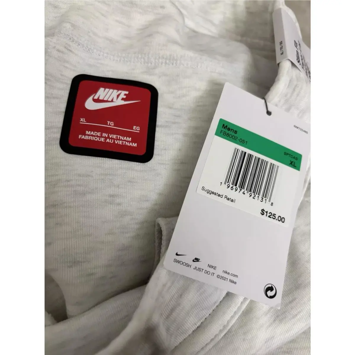 Nike clothing - Sportswear Tech - Sportswear Tech - nike fb8002-051 - Gray 18