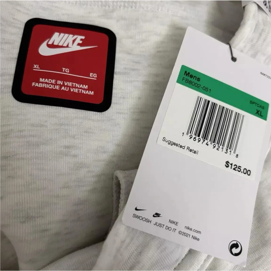 Nike clothing - Sportswear Tech - Sportswear Tech - nike fb8002-051 - Gray 5