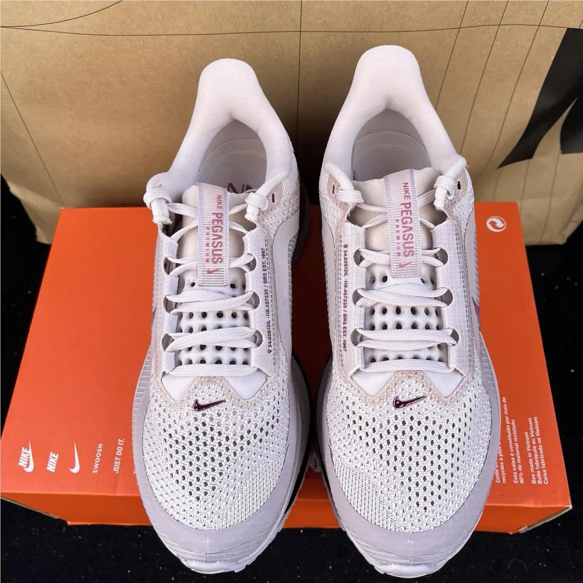 Nike shoes - Nike Pegasus - Pegasus - HQ2592-600 - Pink (UPC: 00198486908924) 3