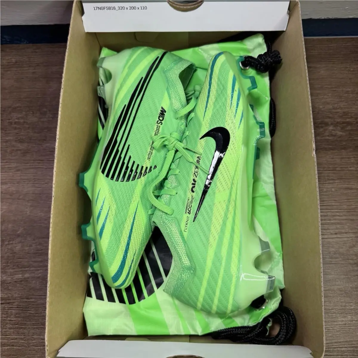 Nike shoes - Nike Mercurial Vapor - Mercurial Vapor - FJ7196-300 - Green 1