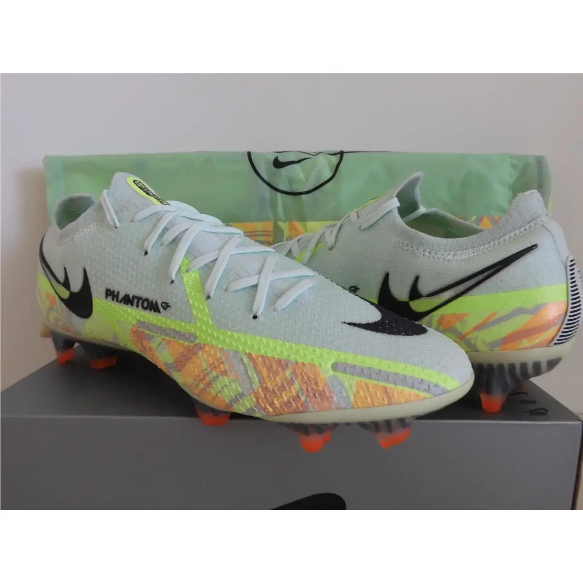 Nike shoes - Nike Phantom GT2 Elite FG - CZ9890-343 - Green (UPC: 196149078632) 0