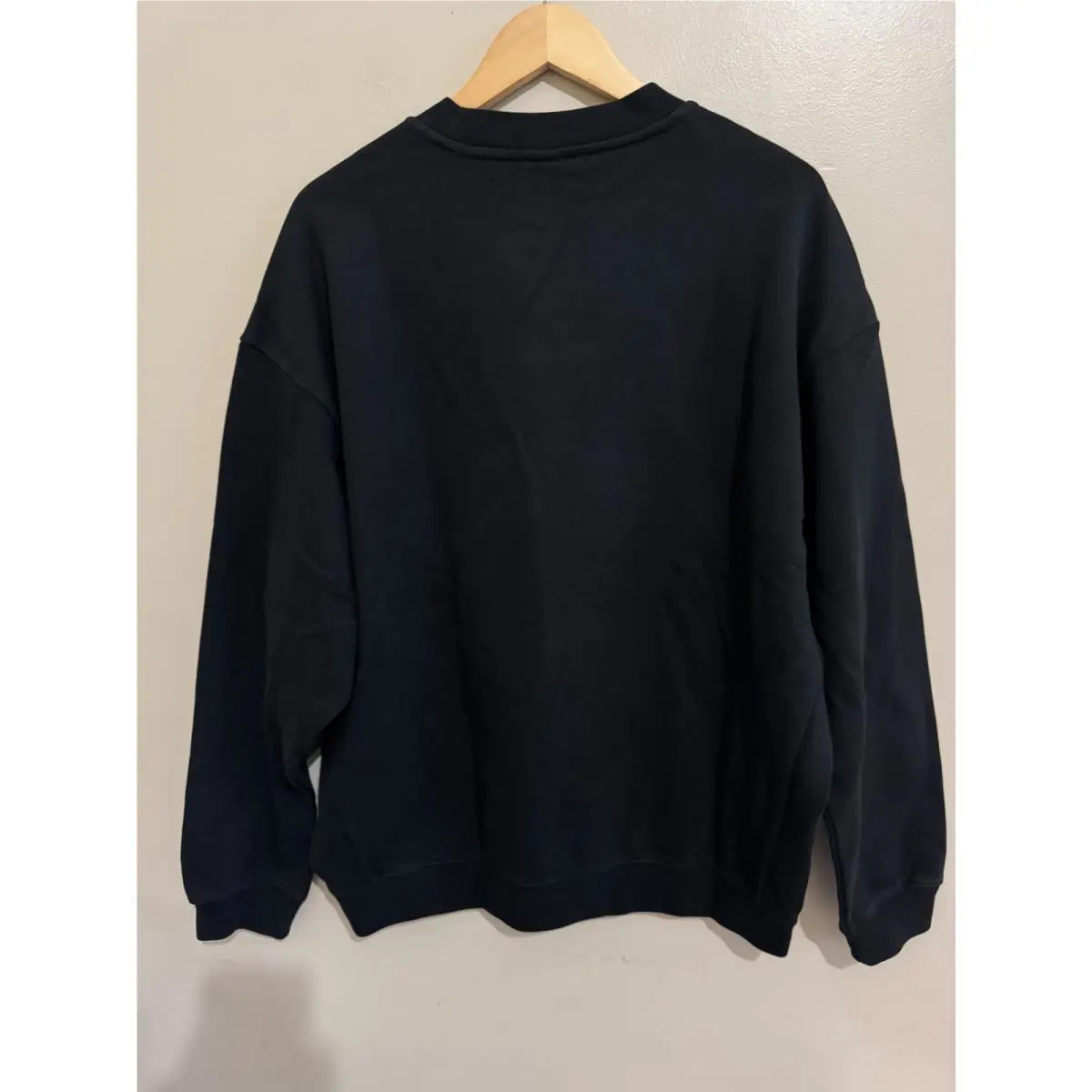 Nike clothing - Black (UPC: 0197860043787) 3