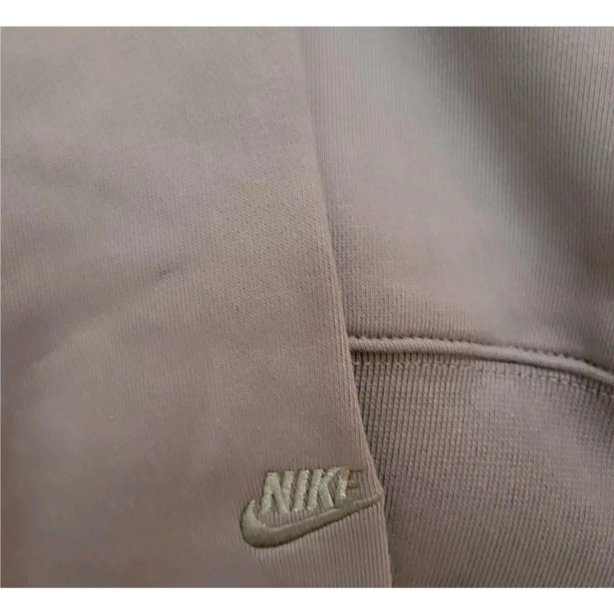 Nike clothing - Plum Eclipse (UPC: 196969127213) 2