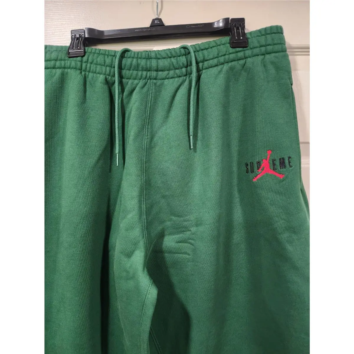 Nike clothing - HF0838010 - HF0838010 - Green 1