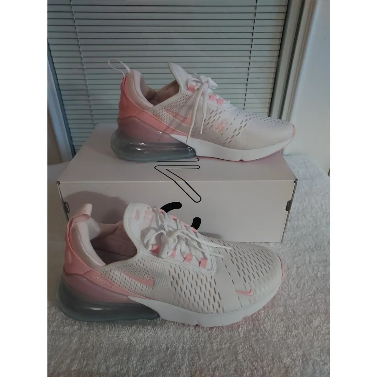 Nike shoes - Nike Air Max 270 - Air Max - FJ4575 100 - White 0