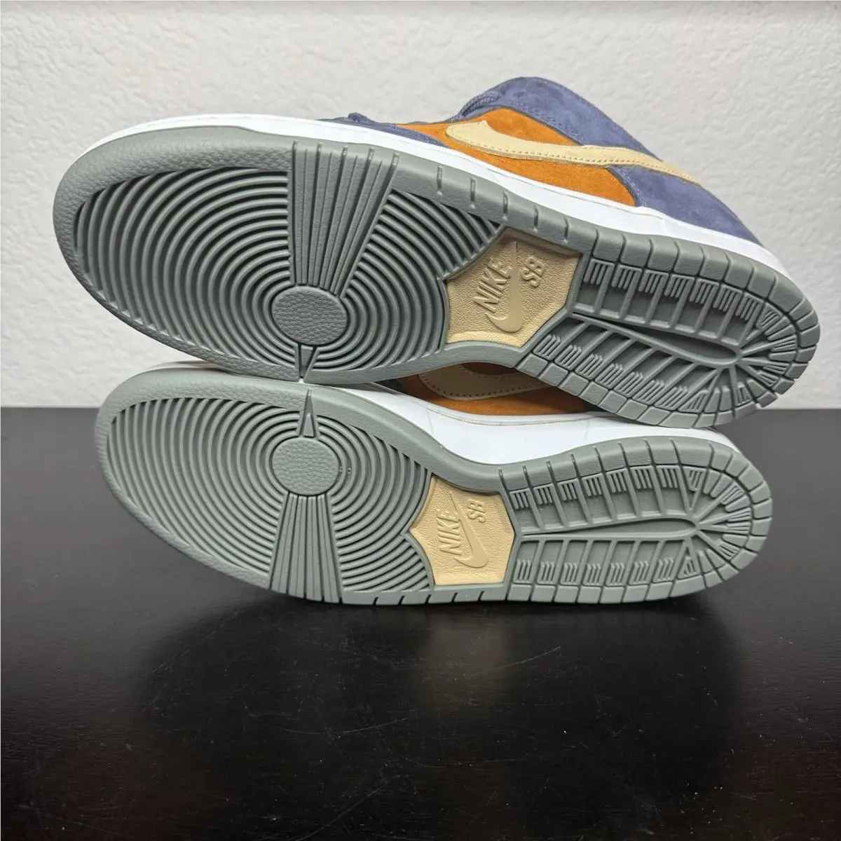 Nike shoes - Nike SB Dunk - Dunk - Light Carbon 10