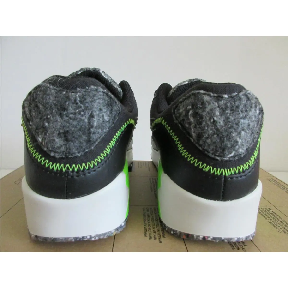 Nike shoes - Nike Air Max 90 - Air Max - Black (UPC: 194502474954) 2