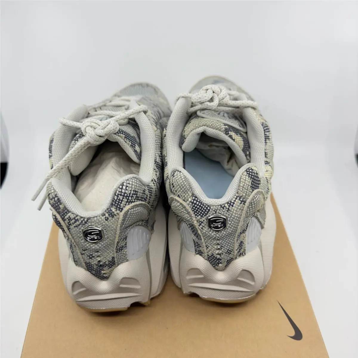 Nike shoes - Gray 2