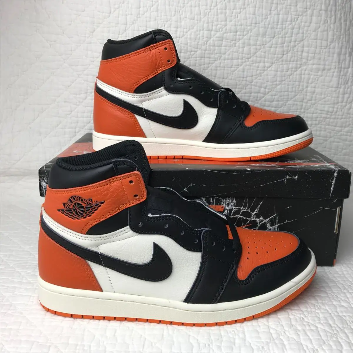 Nike shoes - Air Jordan 1 - Air - DZ5485-008 - Orange 0