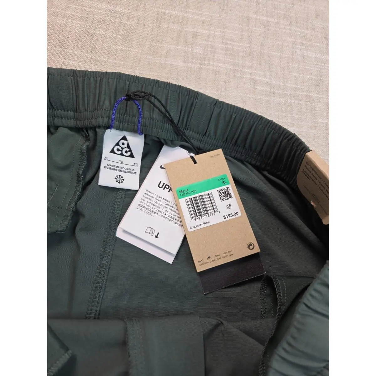 Nike clothing - Nike ACG Hike Pants - ACG Hike Pants - FN2450-338 - Green White 13