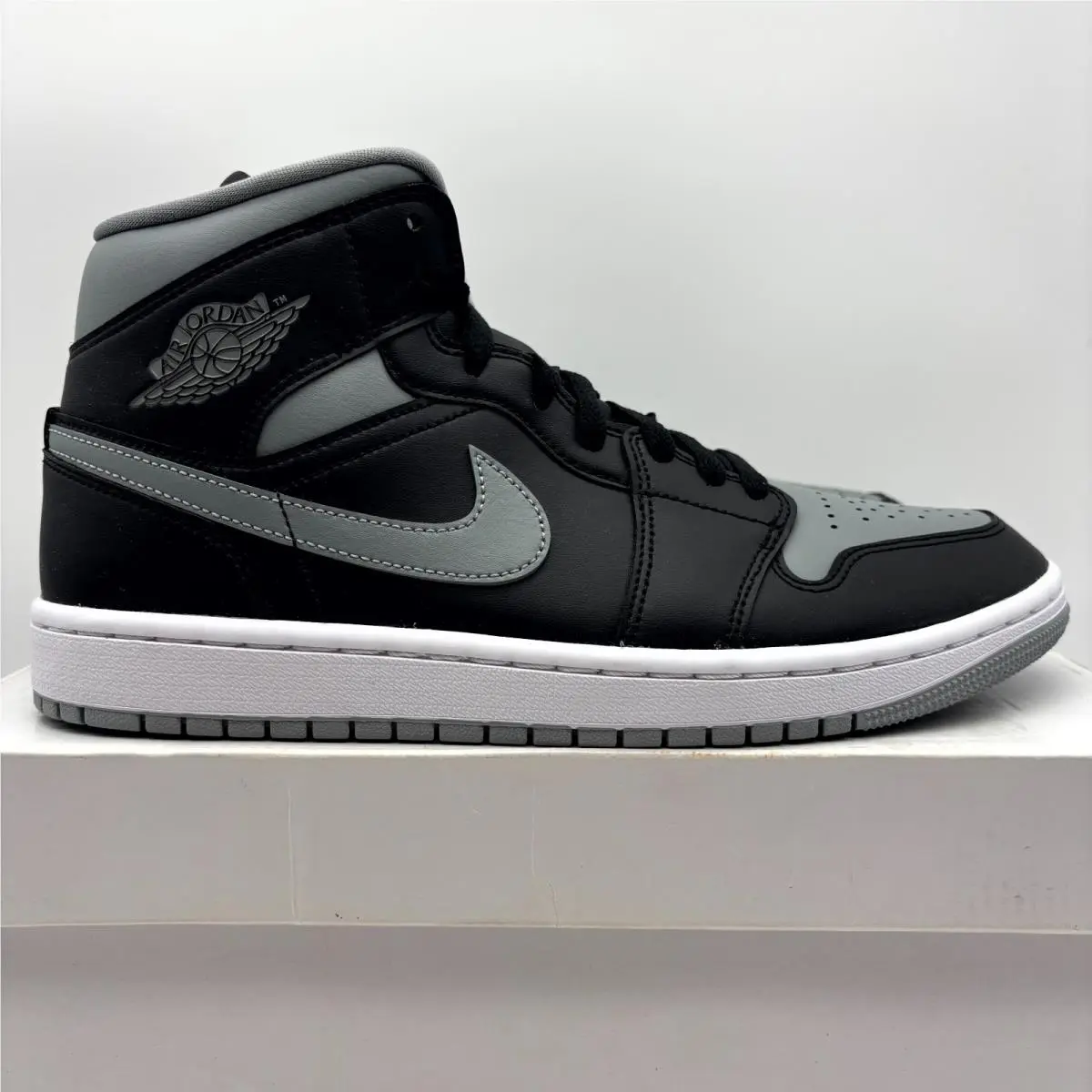 Nike Air Jordan 1 Mid Shadow Black Gray Athletic Shoes US 9.5 Women`s BQ6472-007
