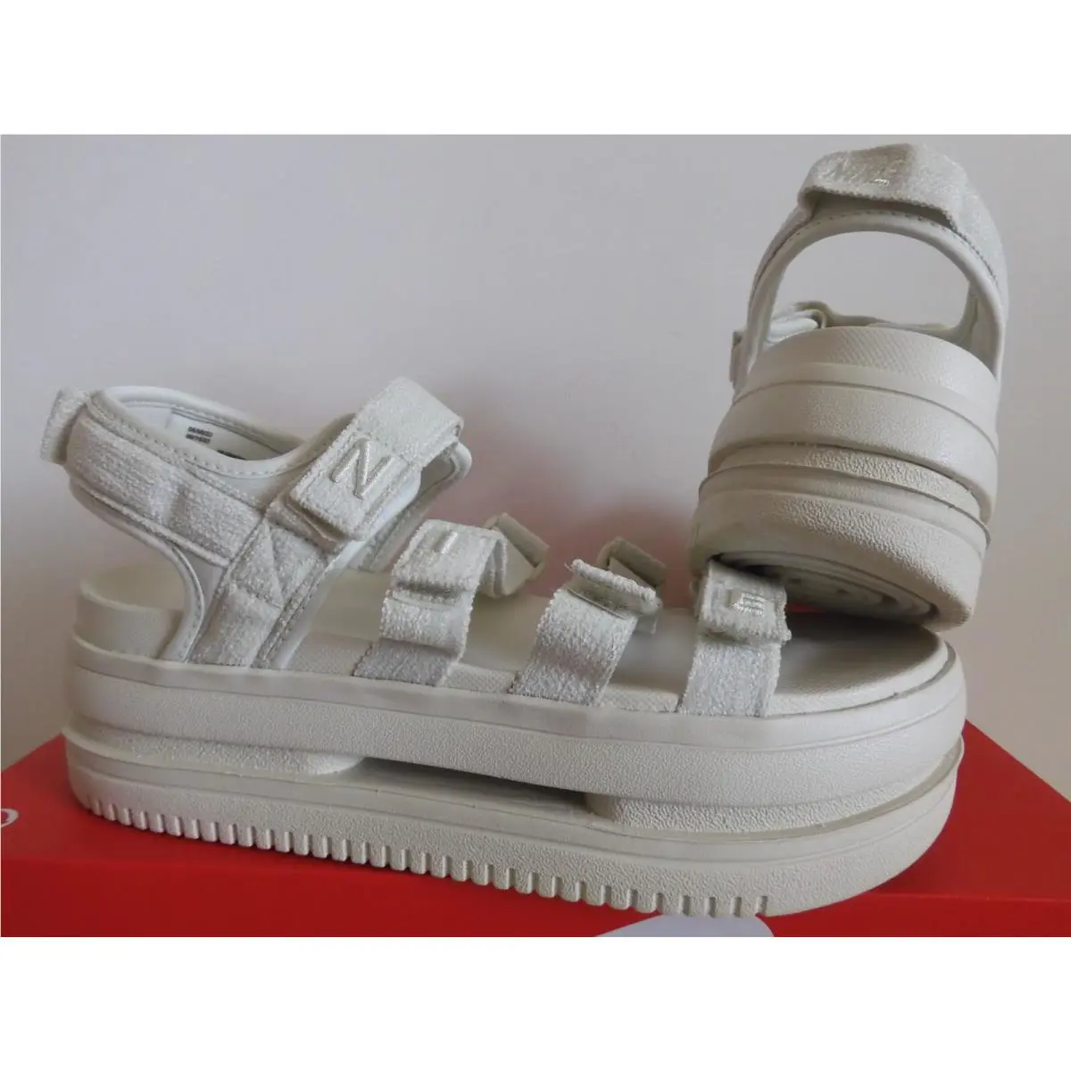 Nike shoes - Nike Sandals - Sandals - Beige (UPC: 196975603176) 0