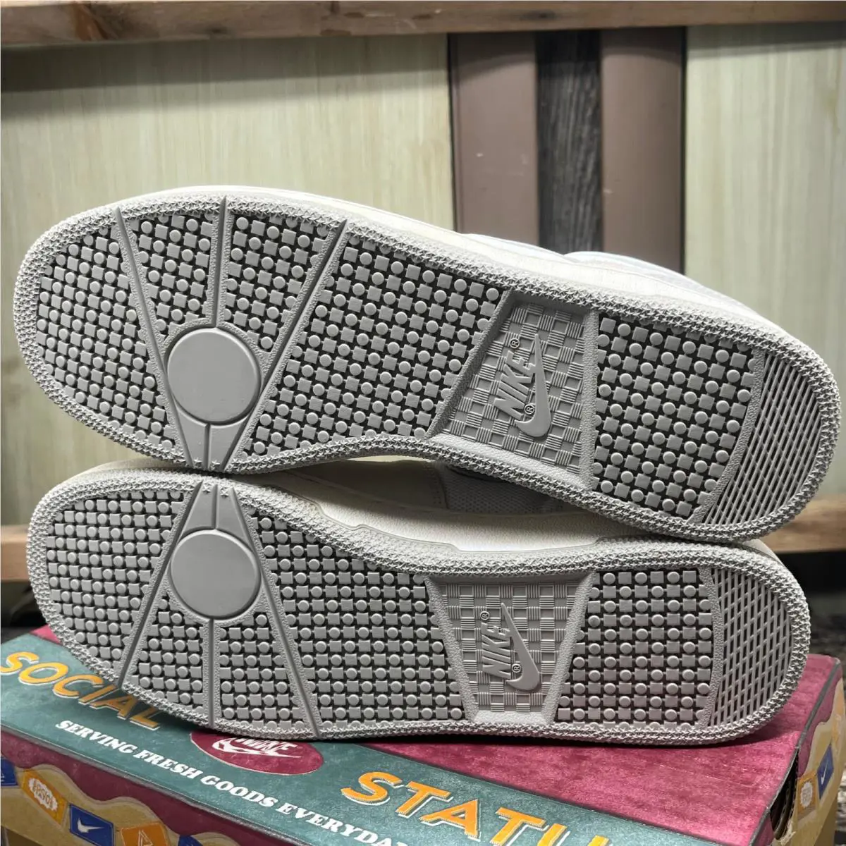 Nike shoes - White 8