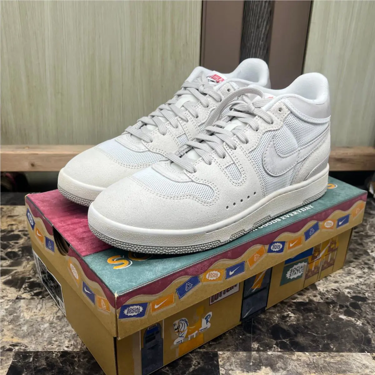 Nike shoes - White 1