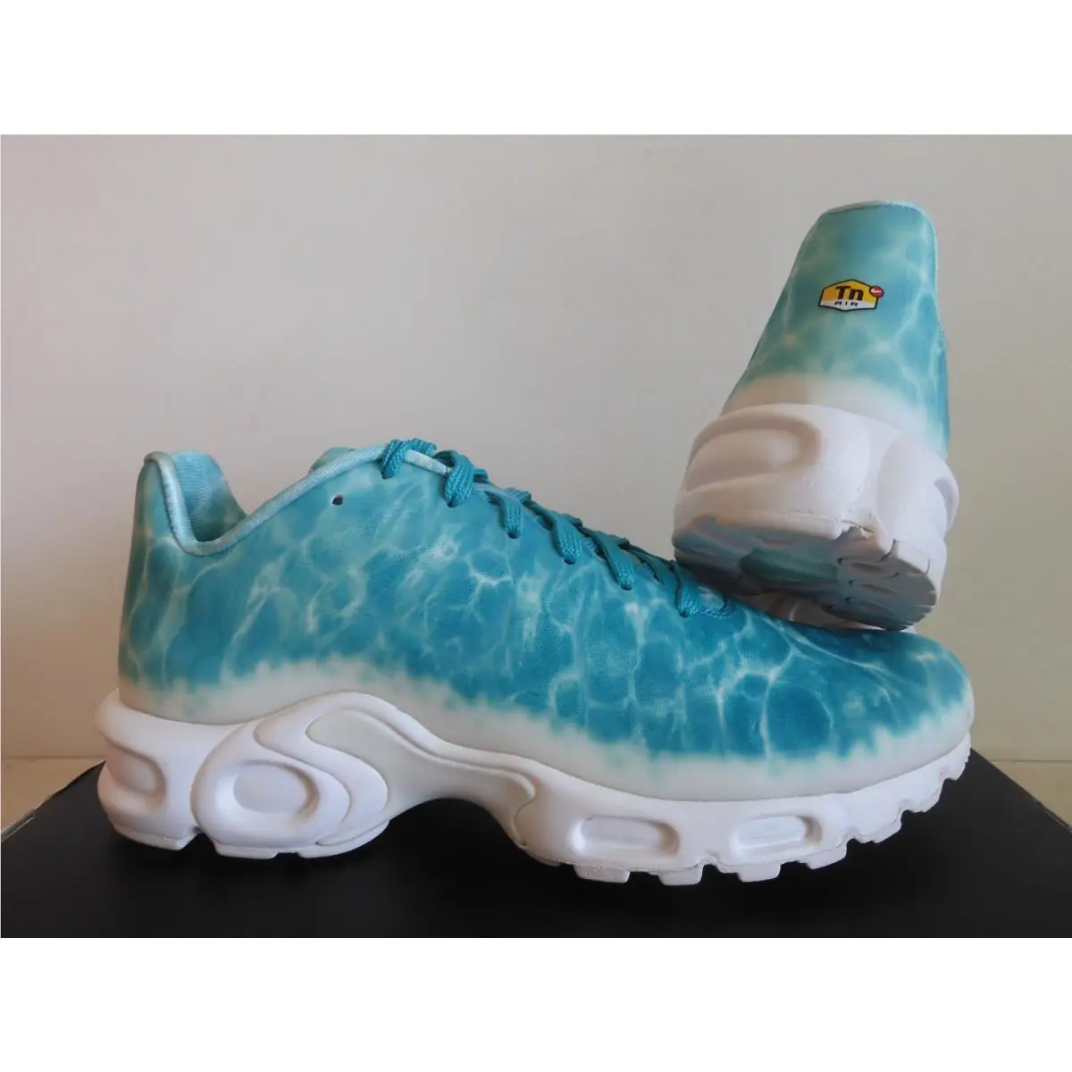 Nike shoes - Nike Air Max Plus - Air Max Plus - 899595-301 - Green (UPC: 091209657980) 1