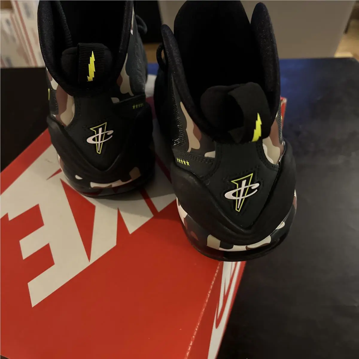 Nike shoes - Nike Air Penny V - Air Penny - 628569-307 - Black (UPC: 887229343527) 4