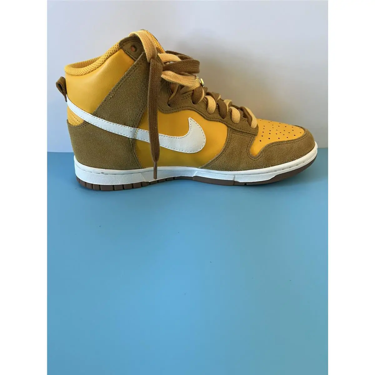 Nike shoes - SE - DH6758700 - Gold 6