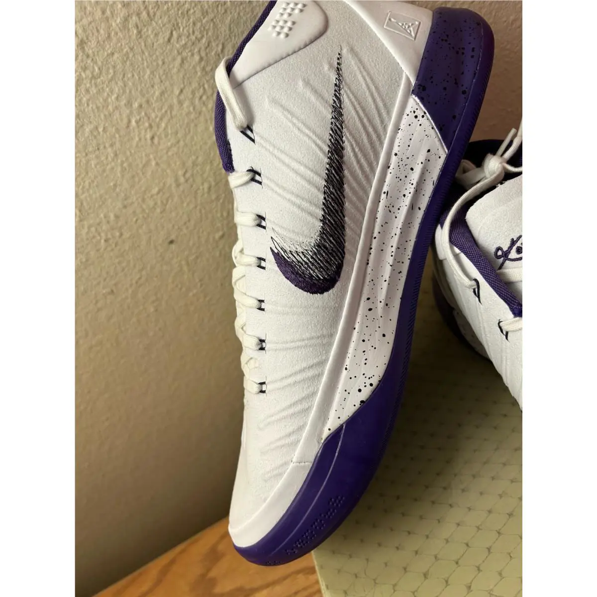 Nike shoes - Nike Kobe A.D. - Kobe - White/Court Purple-Black (UPC: 888412043101) 1
