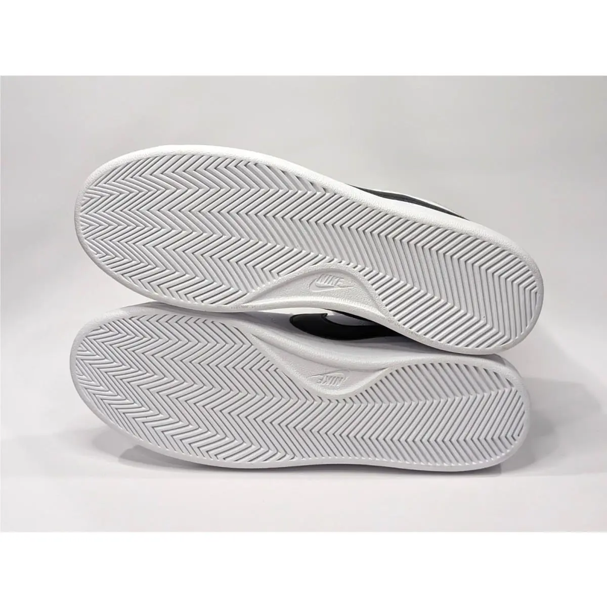 Nike shoes - Nike Court Royale 2 Mid - CQ9179-100 - White/Black 14