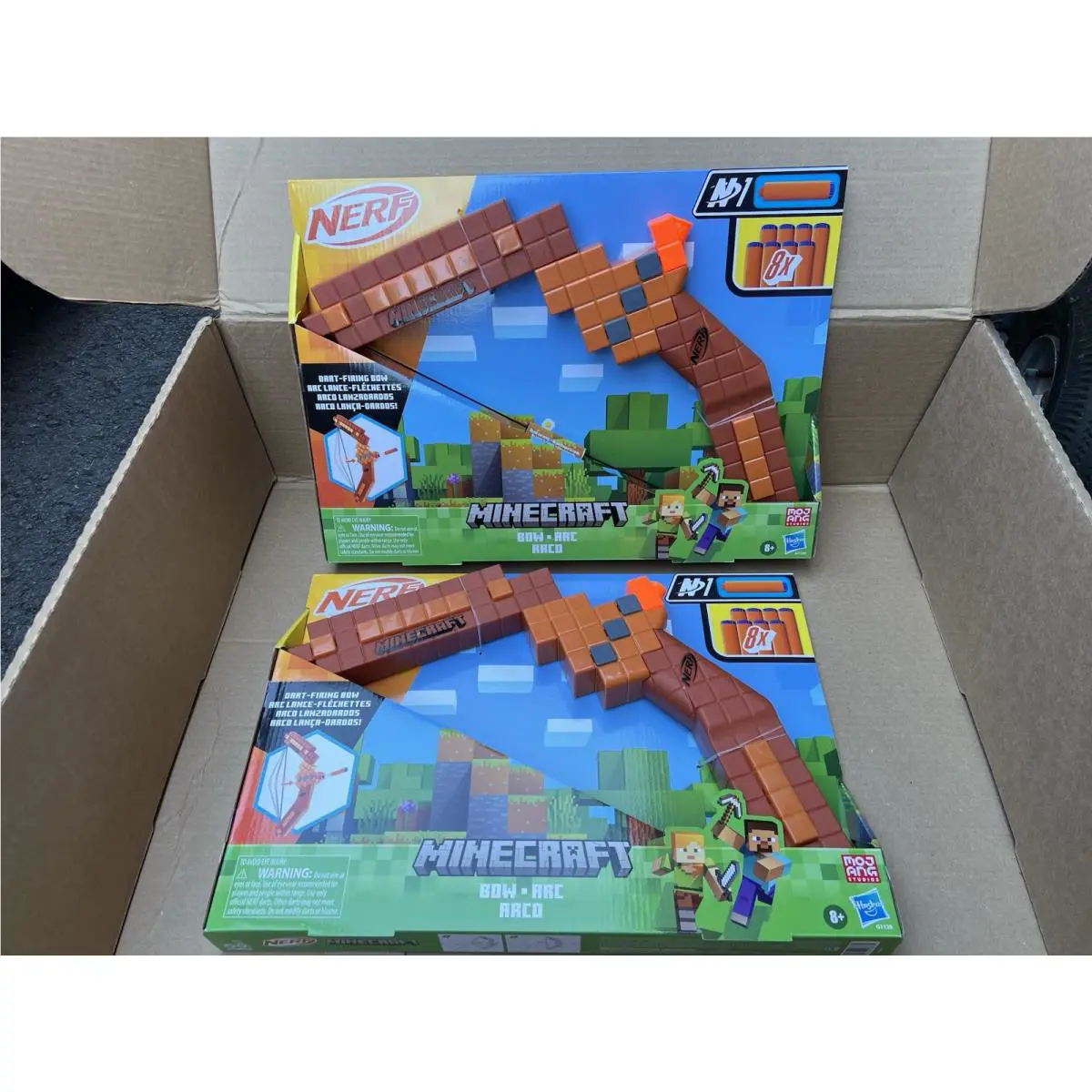 2x Nerf Minecraft Bow w/ 8 Nerf N1 Darts