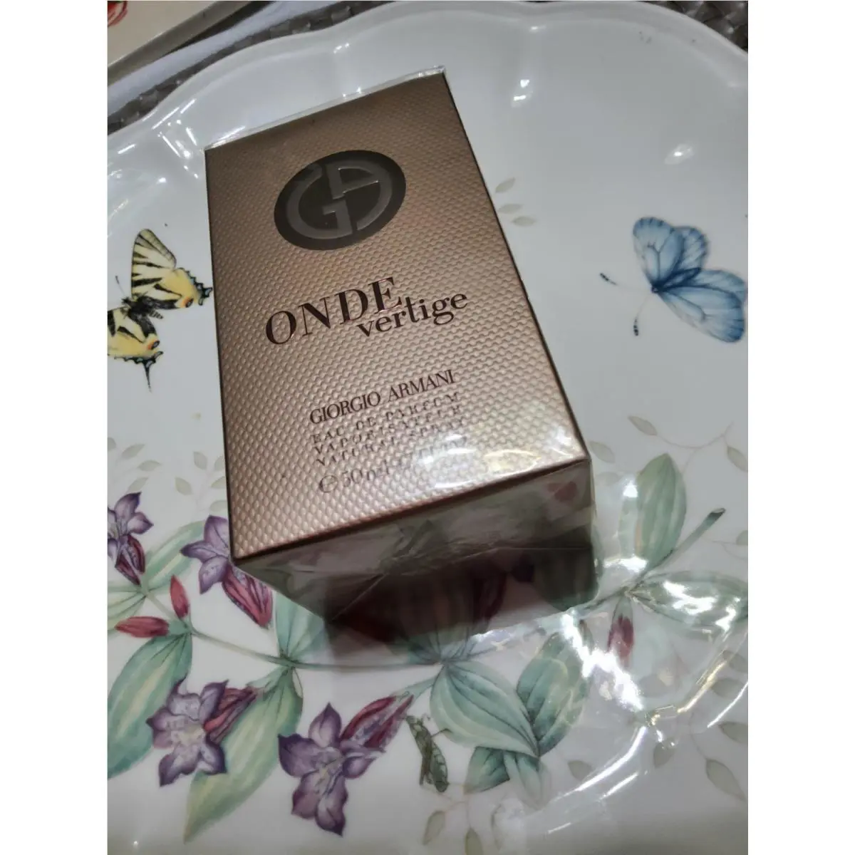 Onde Vertige by Giorgio Armani For Women 1.7 oz Eau de Parfum Spray Celof