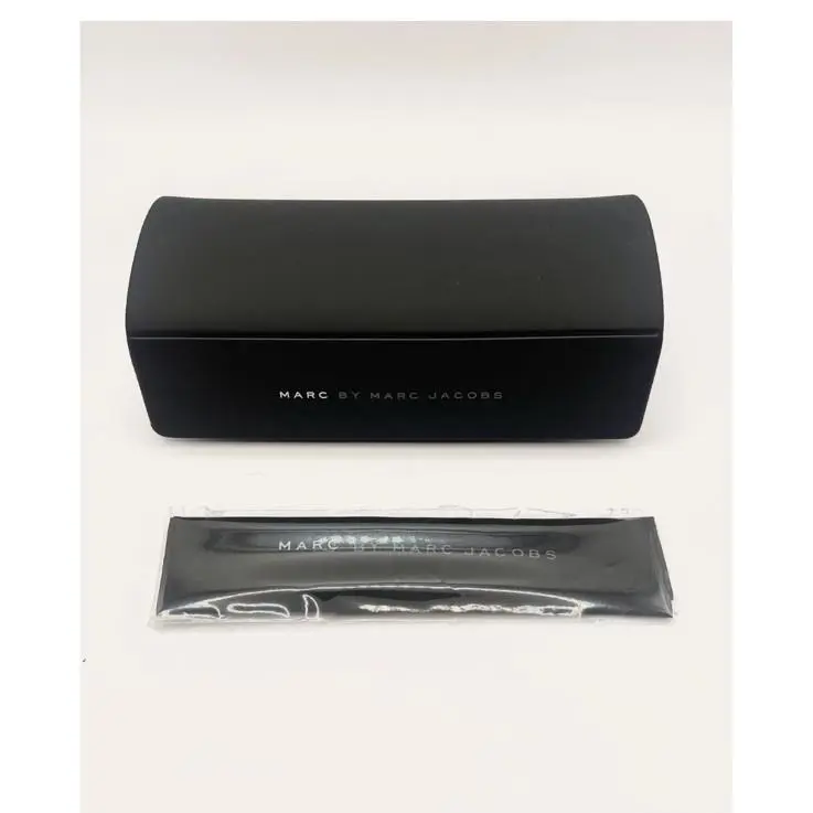 Lot OF 5 Marc Jacobs Glasses Case Snap Sleek . with Cleaning Cloth