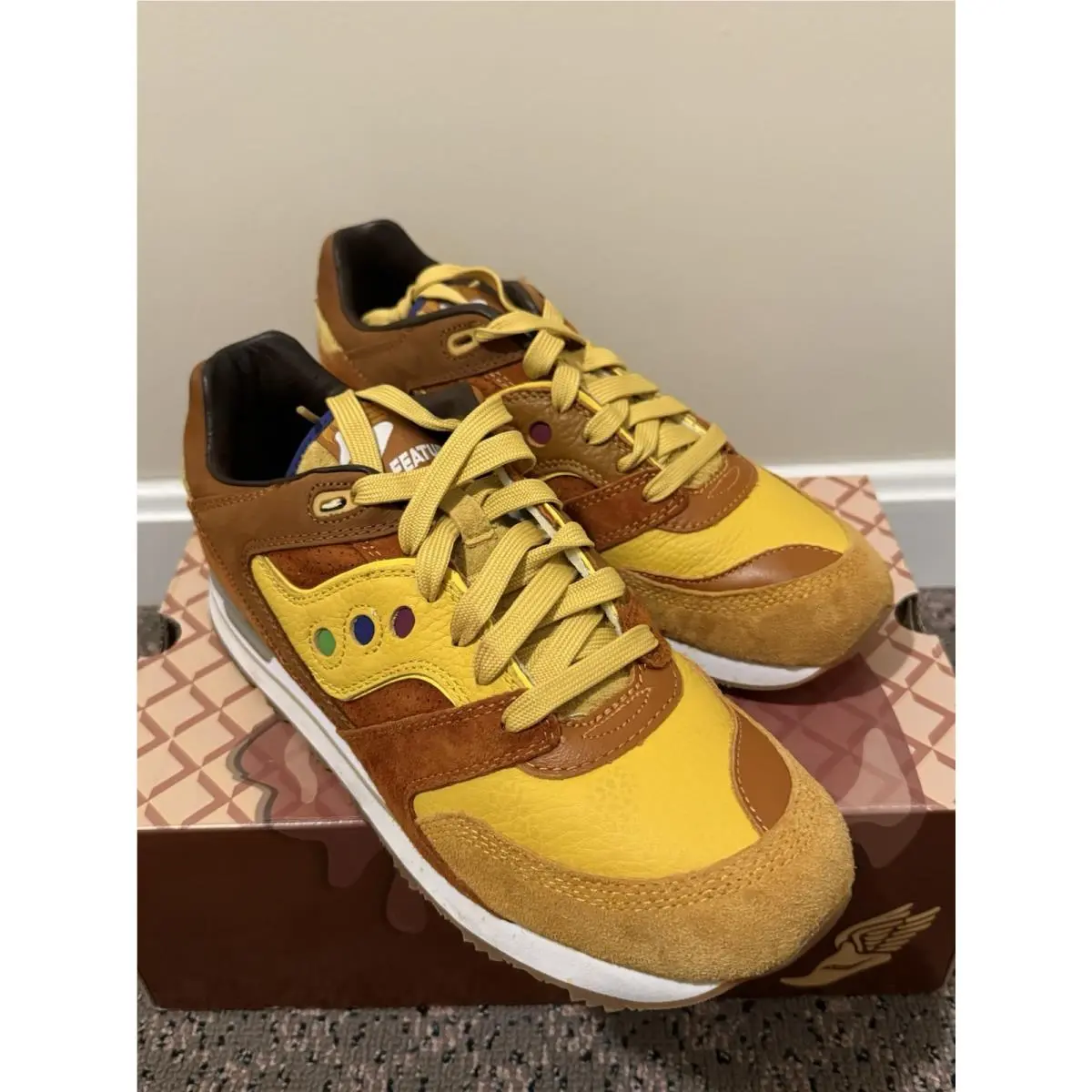 Saucony shoes - Saucony Courageous - Courageous - Brown 0