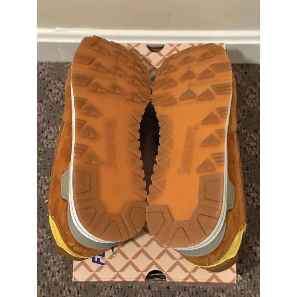 Saucony shoes - Saucony Courageous - Courageous - Brown 5