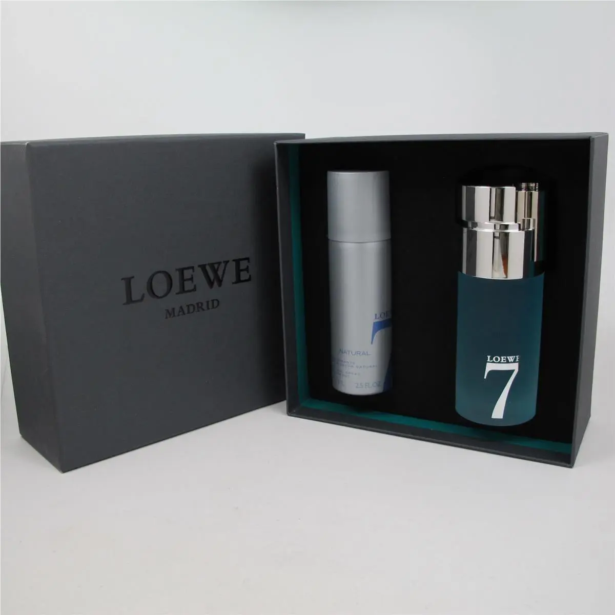 Loewe 7 Natural by Loewe 2 Pcs Set: 3.4 oz Edt Spray 2.5 oz Deo Spray
