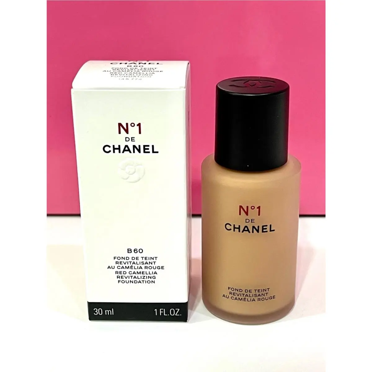 Chanel No.1 Red Camellia Revitalizing Foundation 1 fl.oz./30ml. Boxed - B60
