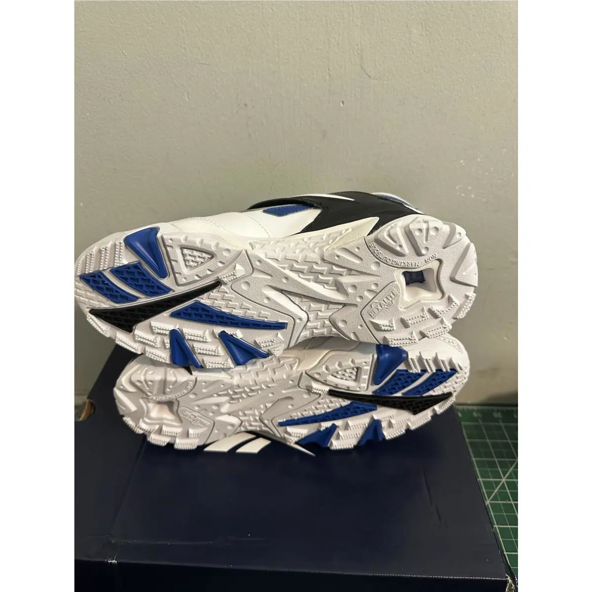 Reebok shoes - Reebok Preseason - Preseason - 100202789 - White (UPC: 197225431778) 4