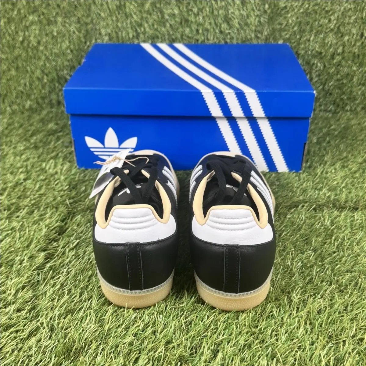 Adidas shoes - adidas Originals - Originals - JS3832 - Black 2