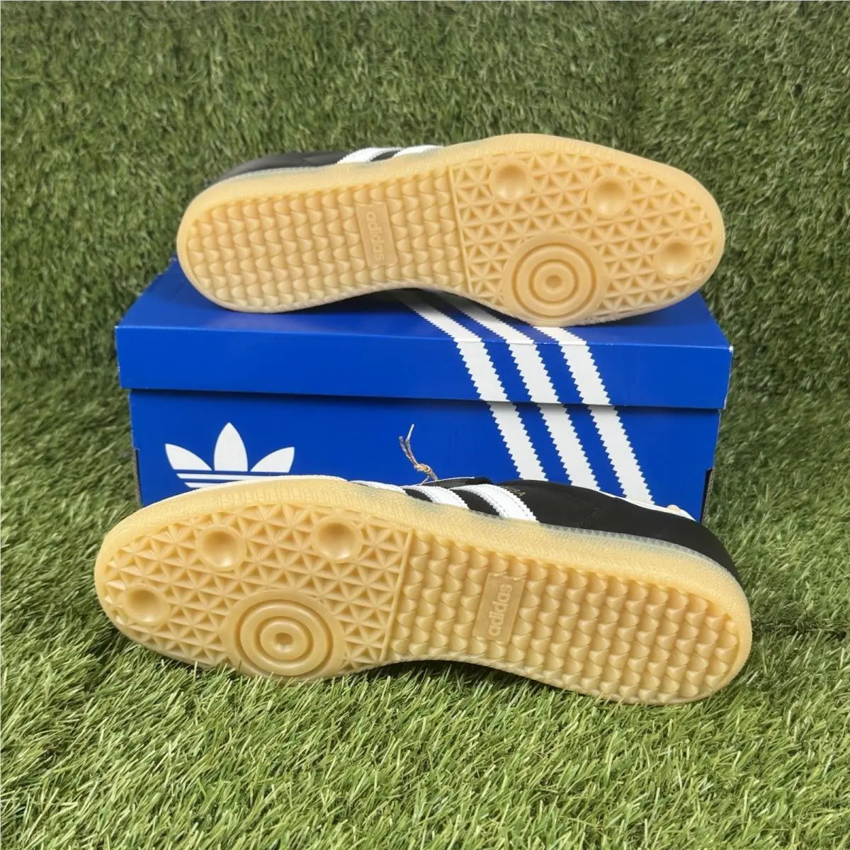 Adidas shoes - adidas Originals - Originals - JS3832 - Black 6