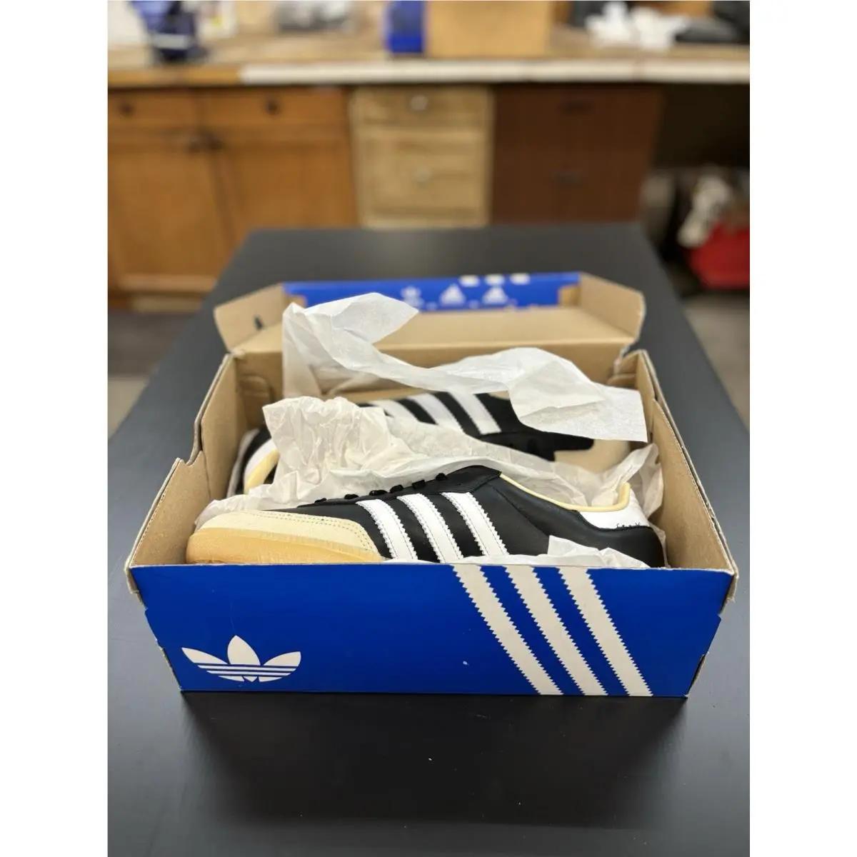 Adidas shoes - adidas Originals - Originals - JS3832 - Black 5