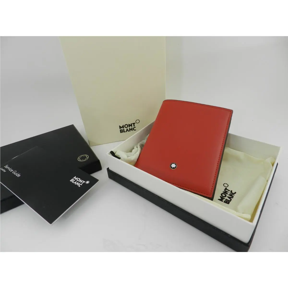 Montblanc Men`s Meisterstück Leather Compact Bifold Wallet 129679