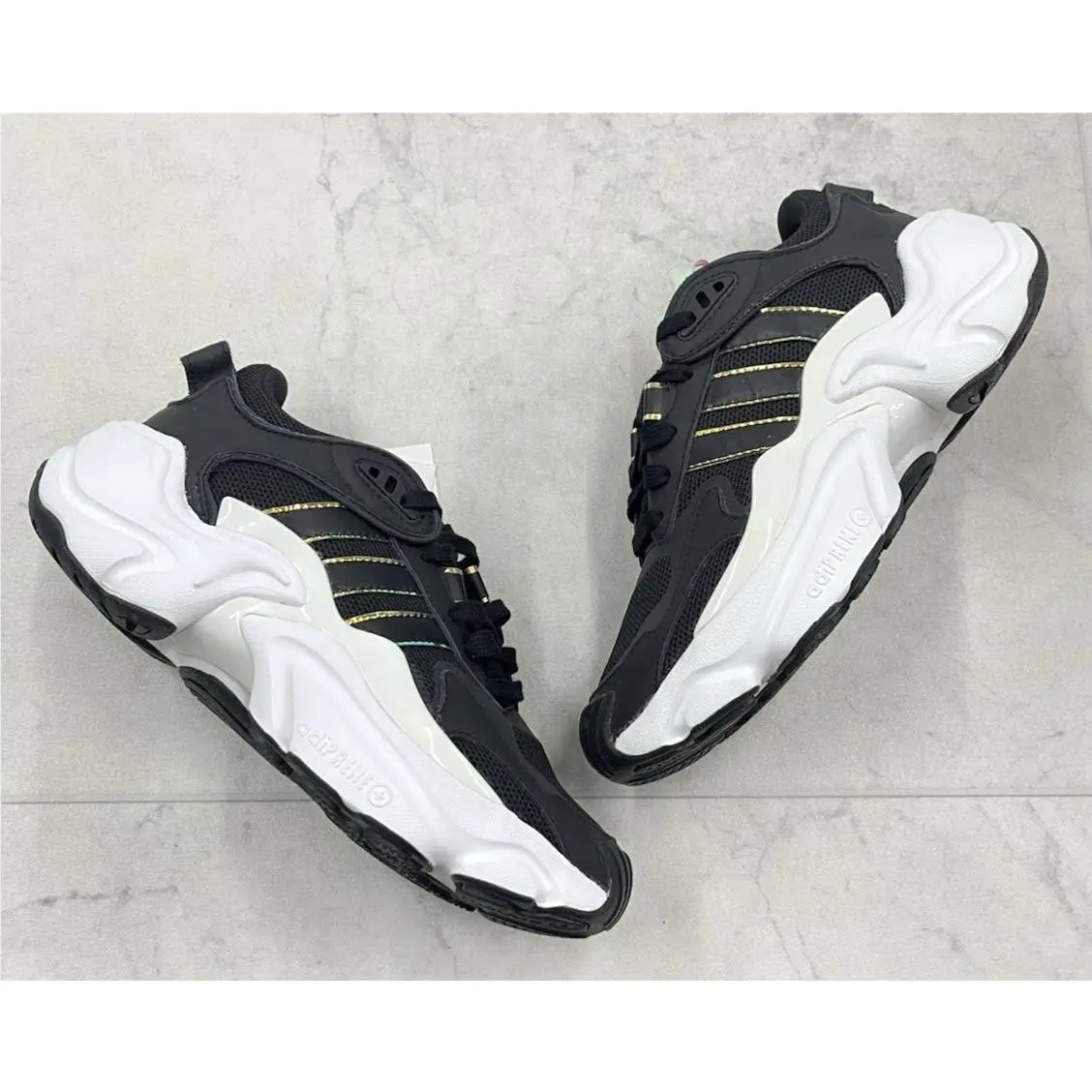 Adidas shoes - adidas Magmur Runner - Magmur Runner - Black 3