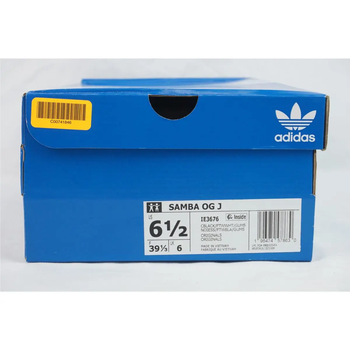 Adidas shoes - Black (UPC: 196474578630) 8